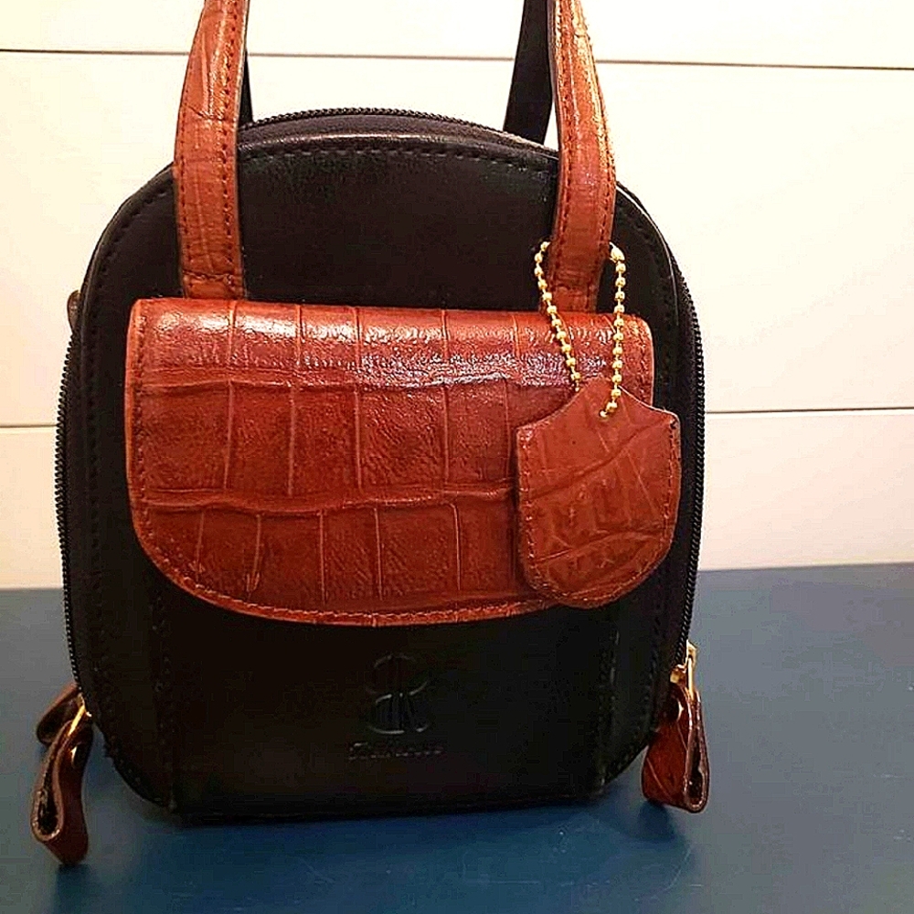 #462 Bellerose Vintage Brown Leather Handbag Purse Compact W/ Many Compartments